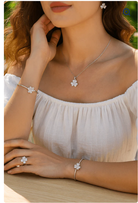 Silver Clover Crystal Jewelry Set with Bracelet